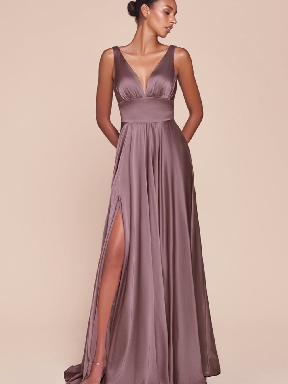 NEW ENGLISH VIOLET Evening Gown Floor Length Formal Elegant Stunning 7469